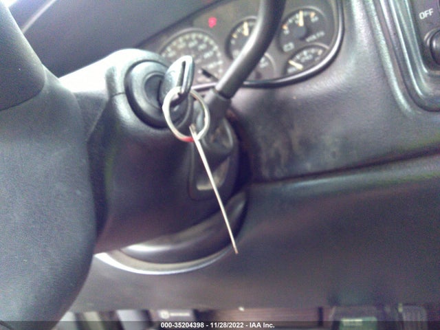 2002 CHEVROLET SILVERADO 1500 VIN: 1GCEC14V72E130338