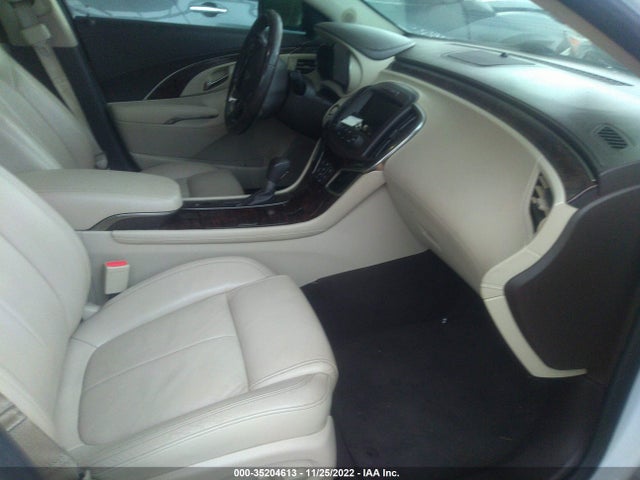 2016 Buick LaCrosse, VIN: 1G4GB5G31GF102738