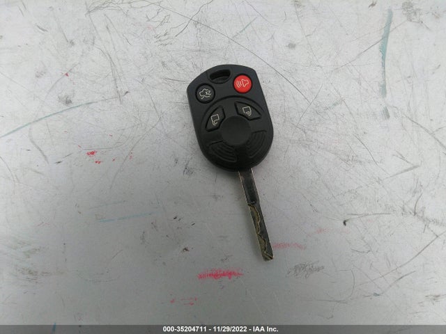 2015 Ford Focus, VIN: 1FADP3F23FL235383