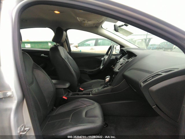2015 Ford Focus, VIN: 1FADP3F23FL235383