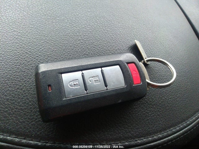 JA4AD3A35HZ007062 Mitsubishi Outlander Se/sel