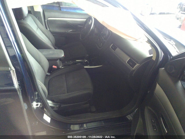 JA4AD3A35HZ007062 Mitsubishi Outlander Se/sel