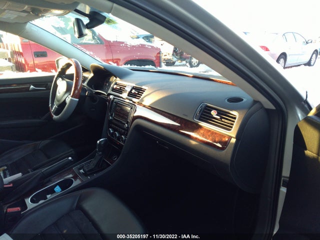 2013 VOLKSWAGEN PASSAT TDI SEL PREMIUM VIN: 1VWCN7A35DC080252