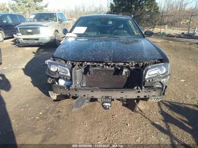2018 Chrysler 300, VIN: 2C3CCAGG5JH300227
