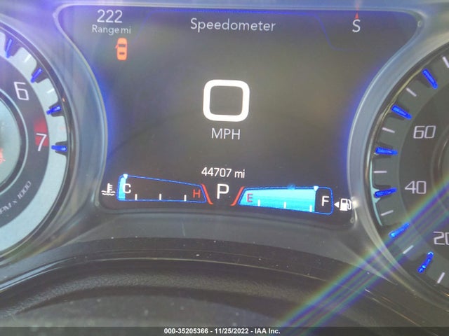 2018 Chrysler 300, VIN: 2C3CCAGG5JH300227