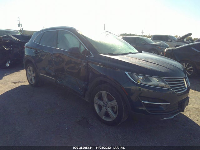 2016 Lincoln MKC, VIN: 5LMCJ1C9XGUJ32009