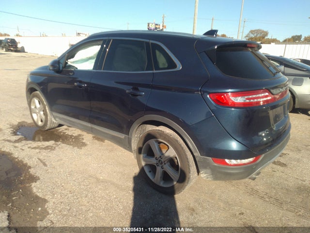 2016 Lincoln MKC, VIN: 5LMCJ1C9XGUJ32009