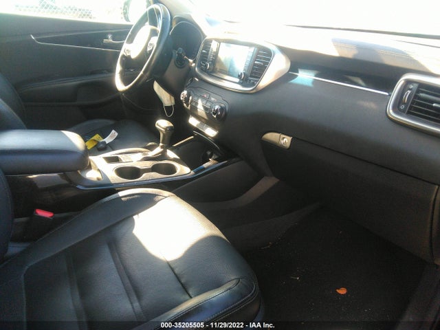 2016 Kia Sorento, VIN: 5XYPKDA52GG104424