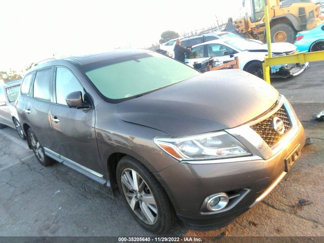 2015 Nissan Pathfinder, VIN: 5N1AR2MN9FC604953