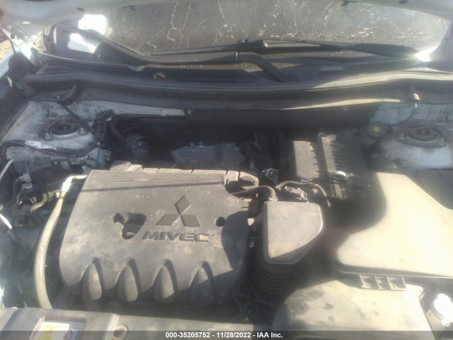 JA4AD3A3XJZ050995 Mitsubishi Outlander Se/sel/le
