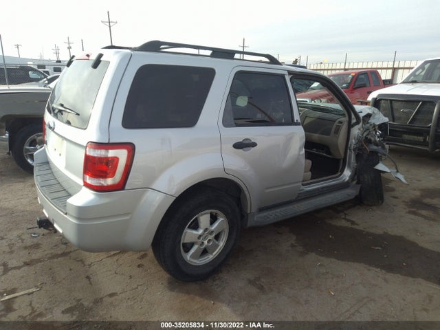 2008 FORD ESCAPE XLT VIN: 1FMCU03118KE01462