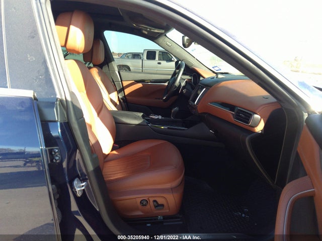 2017 Maserati Levante, VIN: ZN661YUS0HX239387