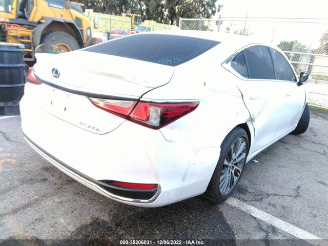 2020 Lexus ES, VIN: 58AD21B1XLU011256