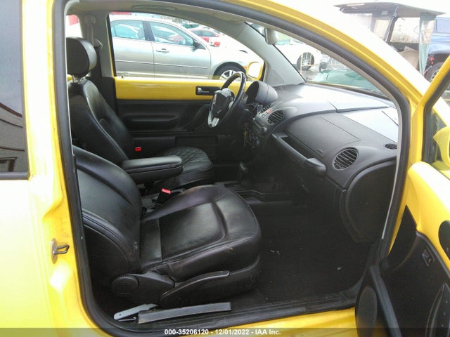 2010 VOLKSWAGEN NEW BEETLE COUPE VIN: 3VWRG3AG7AM012447