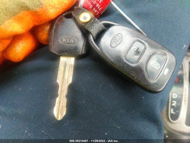 2007 KIA RIO5 SX VIN: KNADE163176292773