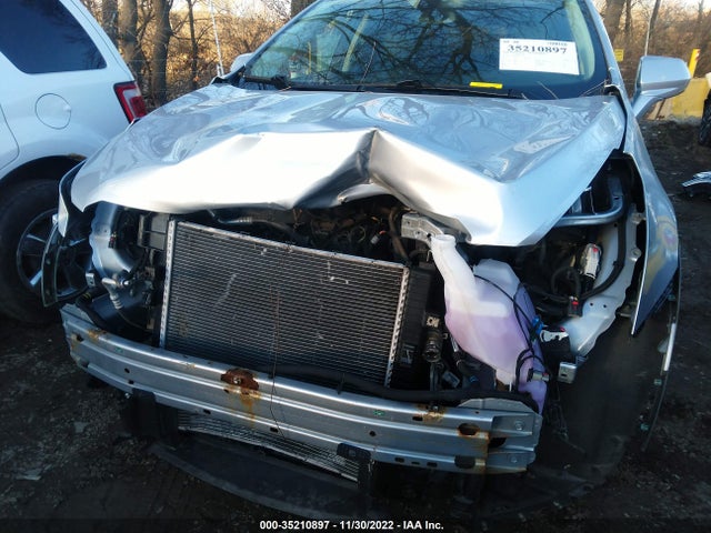 Cadillac XT5 2017 1GYKNBRS8HZ241557 Image 8