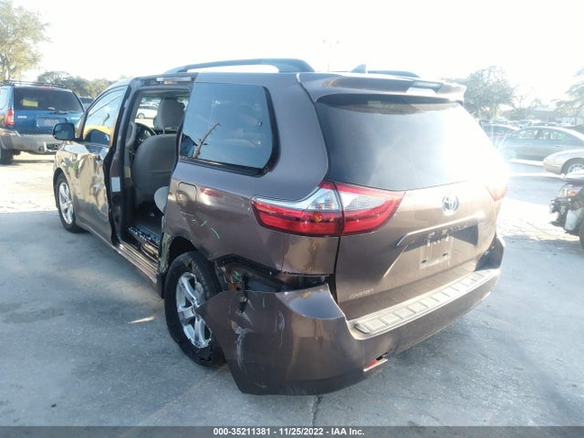 2020 Toyota Sienna, VIN: 5TDKZ3DC2LS082013