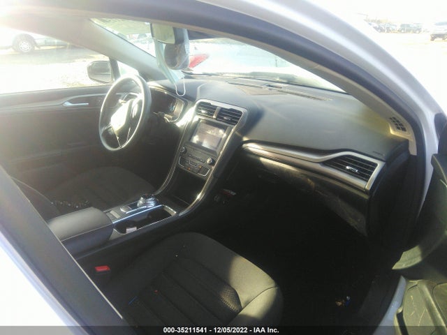 2019 Ford Fusion, VIN: 3FA6P0LU0KR204567