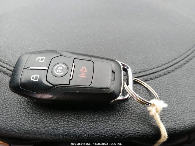 Lincoln MKC 2015 5LMCJ2A91FUJ08205 Image 3