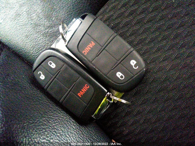 2022 Jeep Compass, VIN: 3C4NJDBB9NT171512