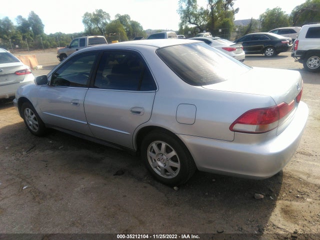 2002 HONDA ACCORD SDN 1HGCG66822A135178 Photo 2