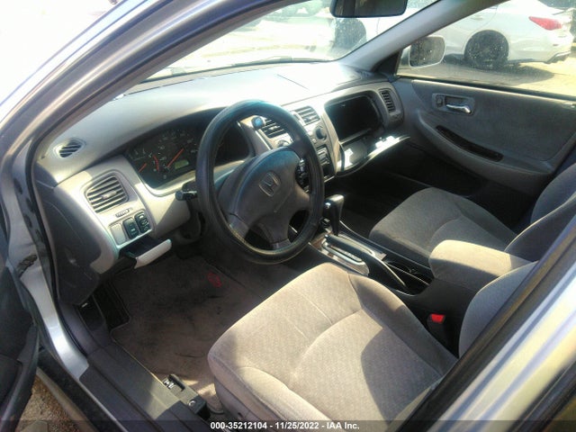 2002 HONDA ACCORD SDN 1HGCG66822A135178 Photo 4