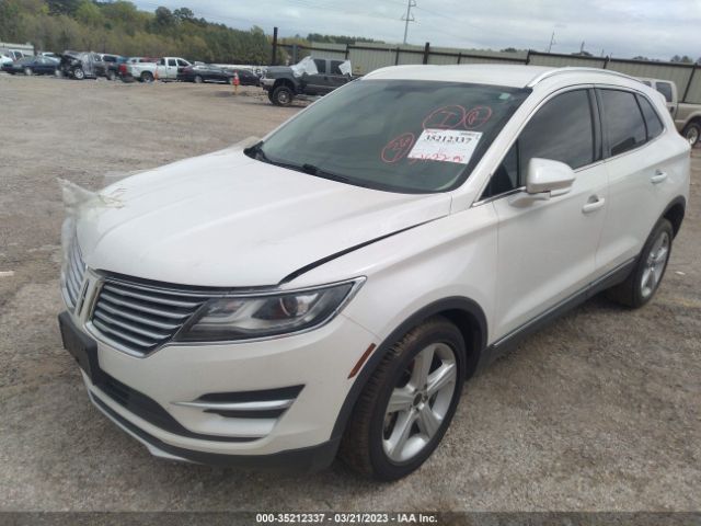 5LMCJ1C93JUL12083 Lincoln Mkc Premiere