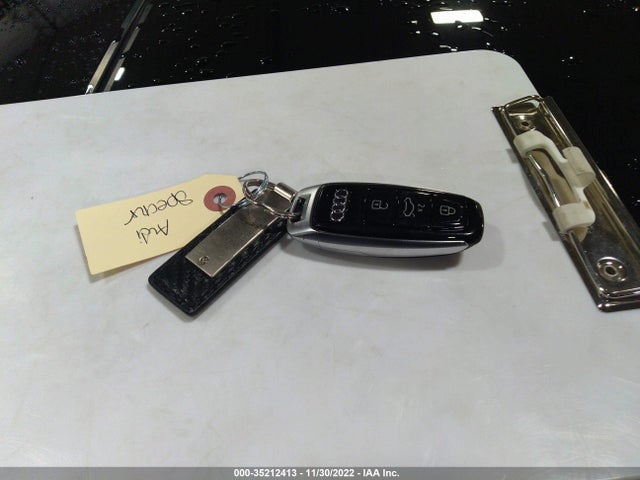 2019 Audi A8, VIN: WAU8DAF82KN013300