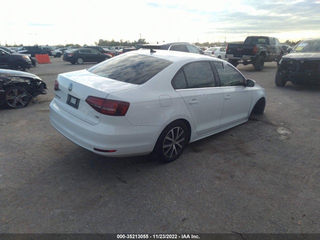 2017 VOLKSWAGEN JETTA 1.4T SE VIN: 3VWDB7AJ0HM217100