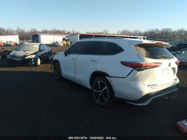 2022 Toyota Highlander, VIN: 5TDLZRBH4NS207456