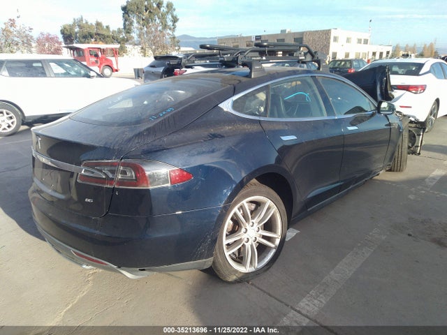 Tesla MODEL S 2013 5YJSA1CN3DFP08589 Image 4
