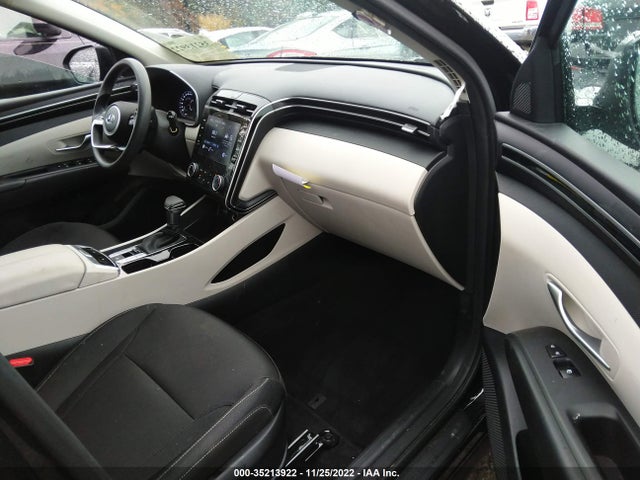2022 Hyundai Tucson, VIN: 5NMJB3AE8NH003214