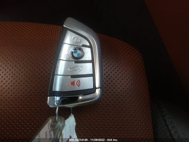 BMW 8 Series 840i 2022 WBAAE4C09NCG94959 Image 11