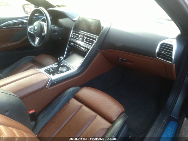 BMW 8 Series 840i 2022 WBAAE4C09NCG94959 Image 5