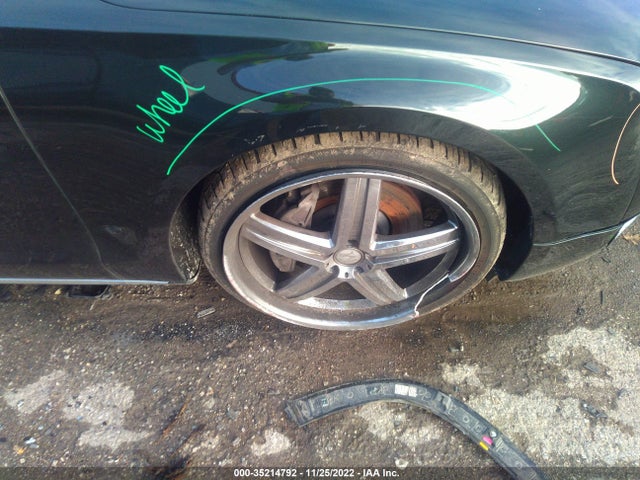 Audi A8 L 2011 WAURVAFD9BN012658 Image 6