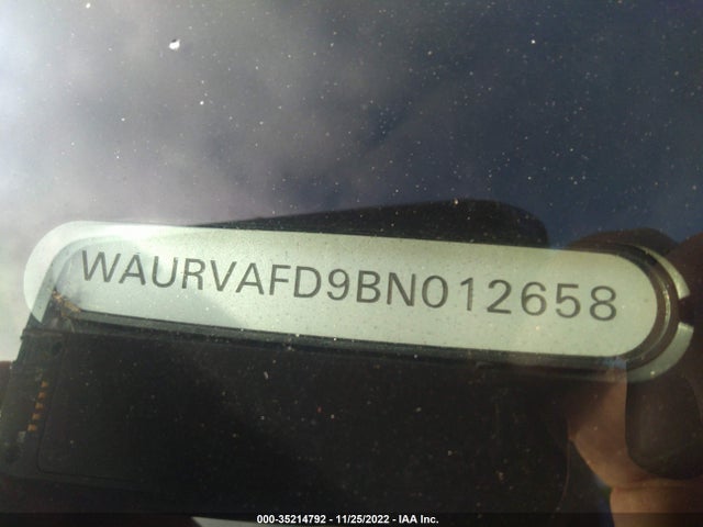 Audi A8 L 2011 WAURVAFD9BN012658 Image 14