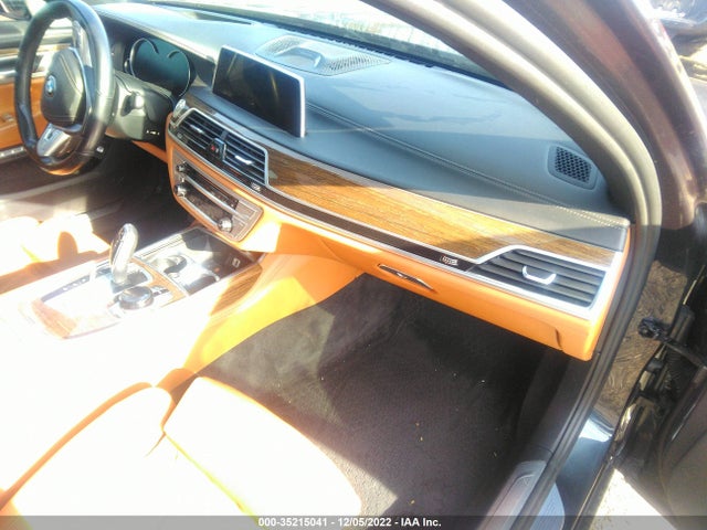2017 BMW 7 Series, VIN: WBA7F2C53HG422019