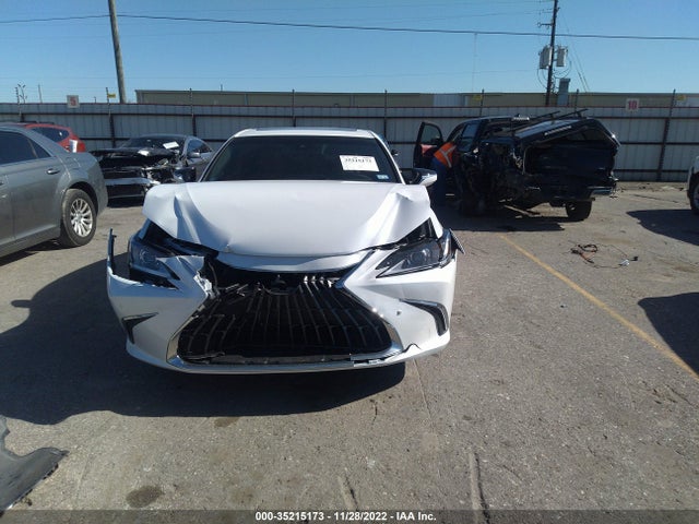 2022 Lexus ES, VIN: 58ADZ1B13NU135819