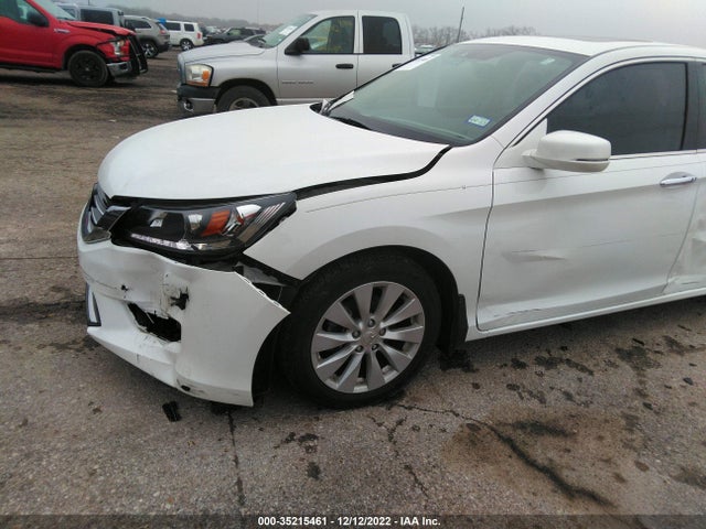 2015 Honda Accord, VIN: 1HGCR3F82FA017744