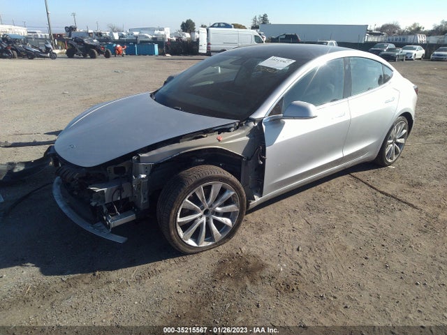 Tesla MODEL 3 2018 5YJ3E1EA4JF098426 Image 2