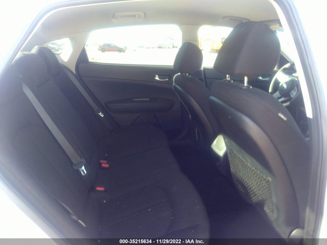 2019 Kia Optima, VIN: 5XXGT4L34KG282776