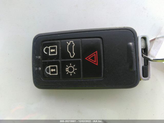 YV4902DZ4B2147003 Volvo XC60