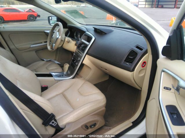 YV4902DZ4B2147003 Volvo XC60
