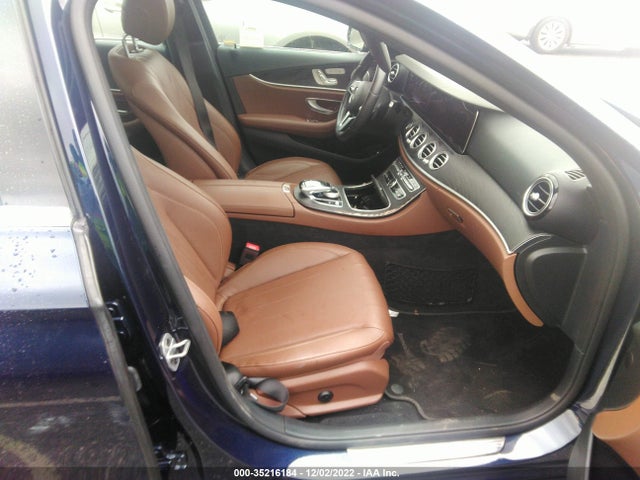 2019 Mercedes-Benz E-Class, VIN: WDDZF4JB9KA608972
