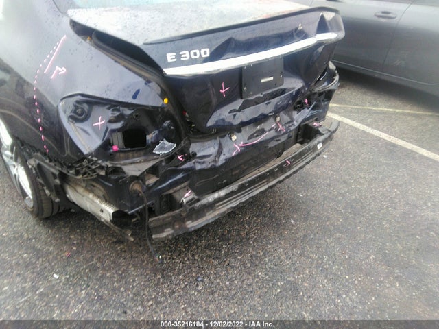2019 Mercedes-Benz E-Class, VIN: WDDZF4JB9KA608972