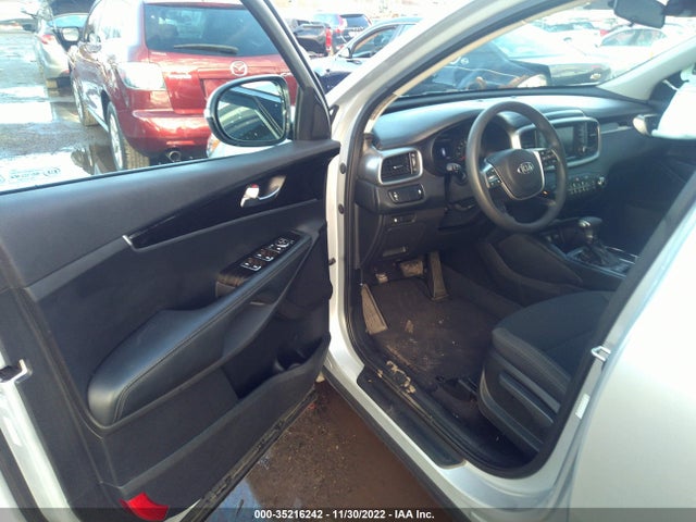 2020 Kia Sorento, VIN: 5XYPGDA57LG617471