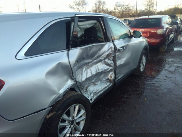 2020 Kia Sorento, VIN: 5XYPGDA57LG617471