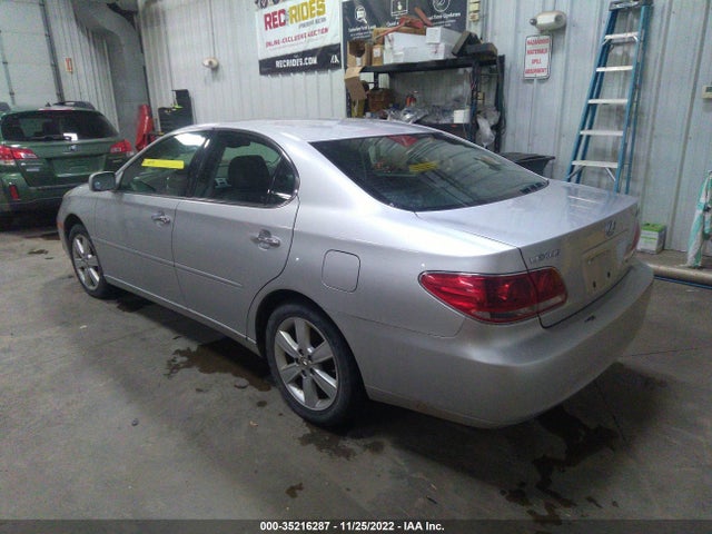 Lexus ES 330 2005 JTHBA30GX55073776 Image 3