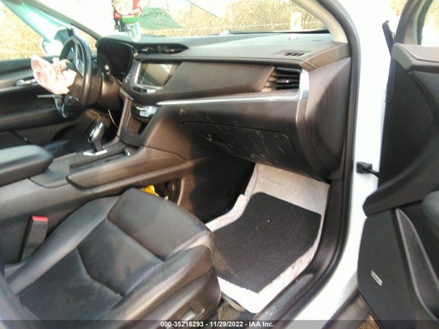 2018 Cadillac XT5, VIN: 1GYKNCRS7JZ143700