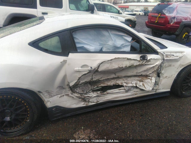 2015 Subaru BRZ, VIN: JF1ZCAC12F9601154